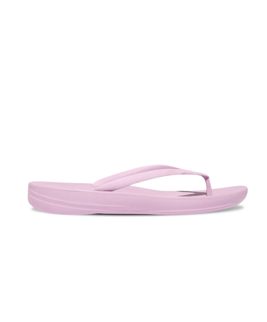 Fitflop iQushion Ergonomic Wild Lilac Thongs